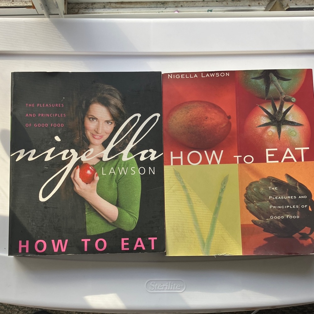 How to Eat Cookbook Set - Black and Multicolor
